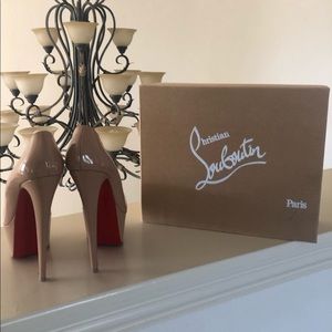 Ultra High - Christian Louboutin Nude Pump